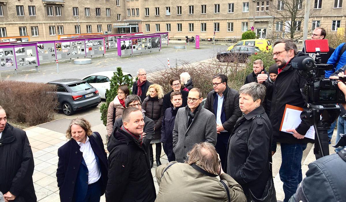 Vertreter*innen des Senats besuchen den Campus für Demokratie | Foto: Senatskanzlei Berlin/Björn Bowinkelmann